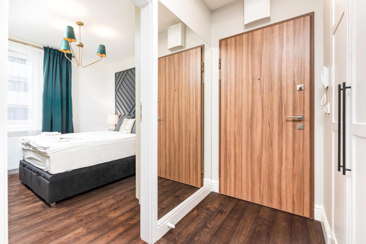 Fort Wola 12A By Homeprime Warsawa Bagian luar foto