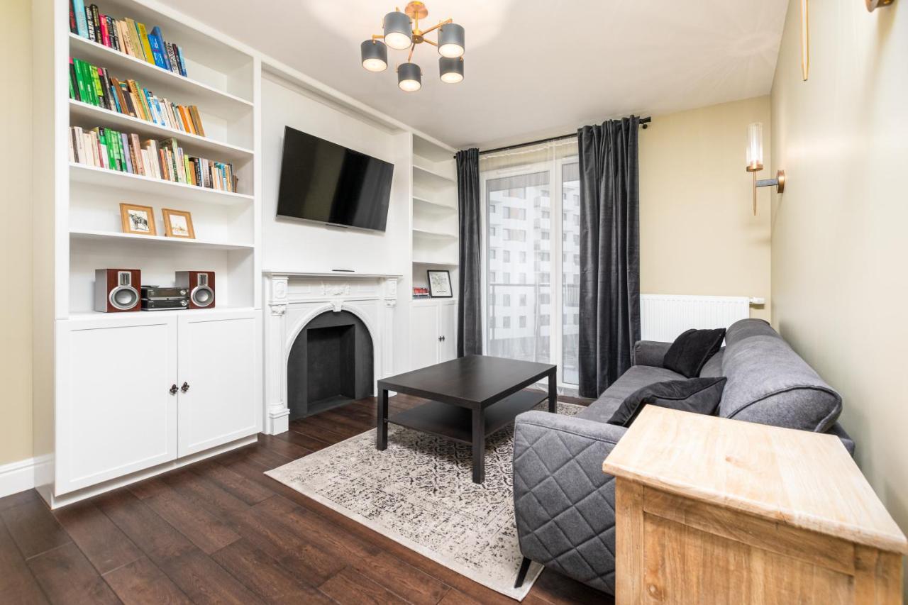 Fort Wola 12A By Homeprime Warsawa Bagian luar foto